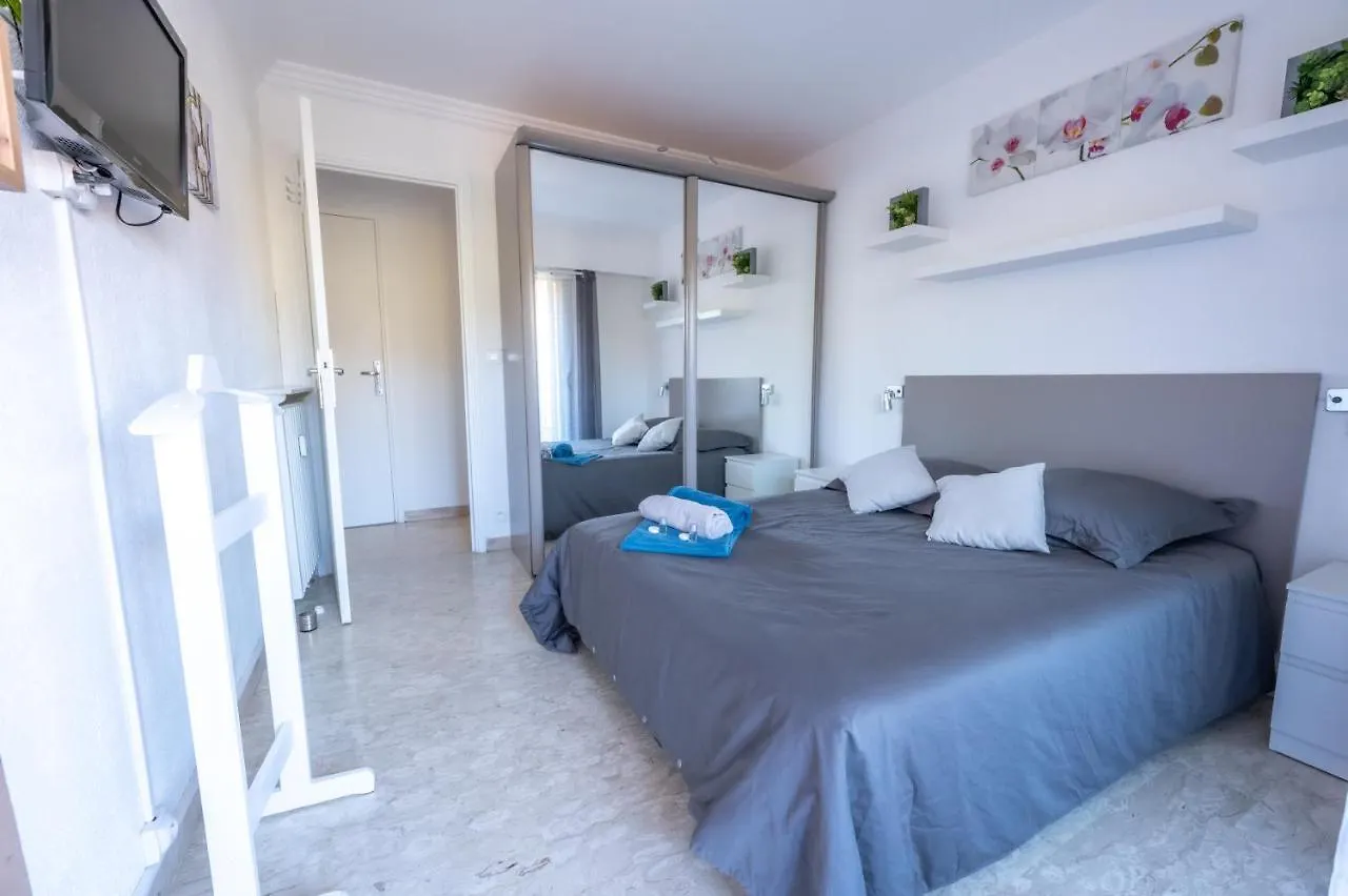 Holidays In Cannes - Appartement 2P - Wifi - Clim - Parking Le Cannet 0*,  France